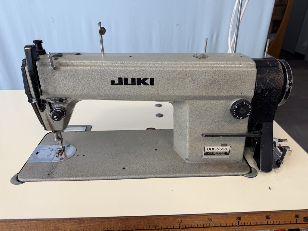Maszyna do szycia JUKI DDL-5550