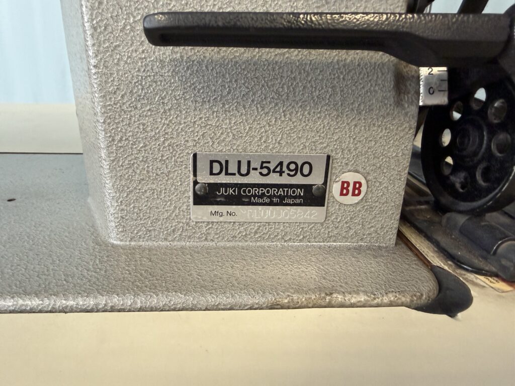 Maszyna do szycia JUKI DLU-5490